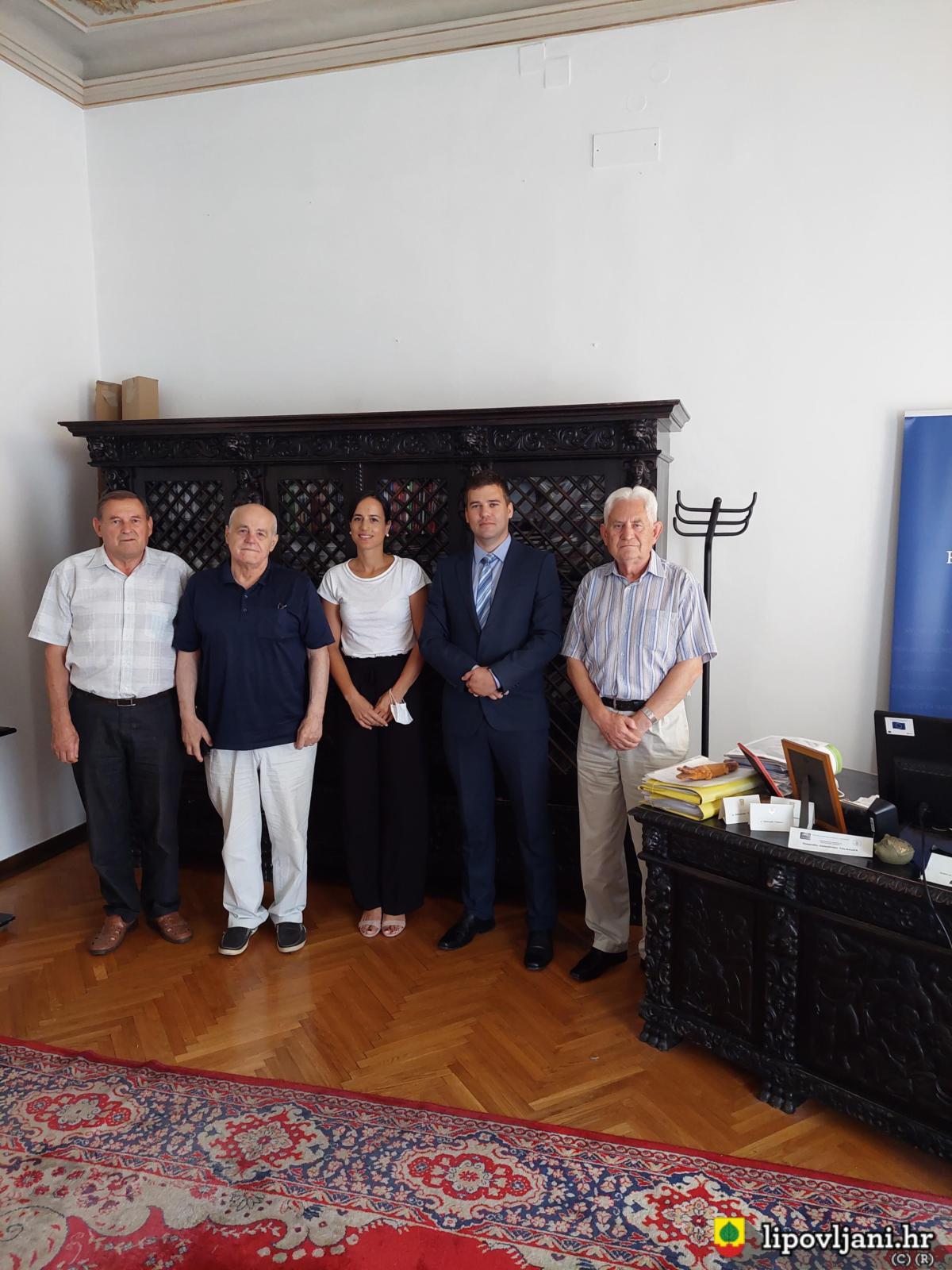 *ODRŽAN SASTANAK PREDSJEDNIKA SAVJETA ZA NACIONALNE MANJINE I DELEGACIJE ORGANIZACIJSKOG ODBORA LIPOVLJANSKI SUSRETI