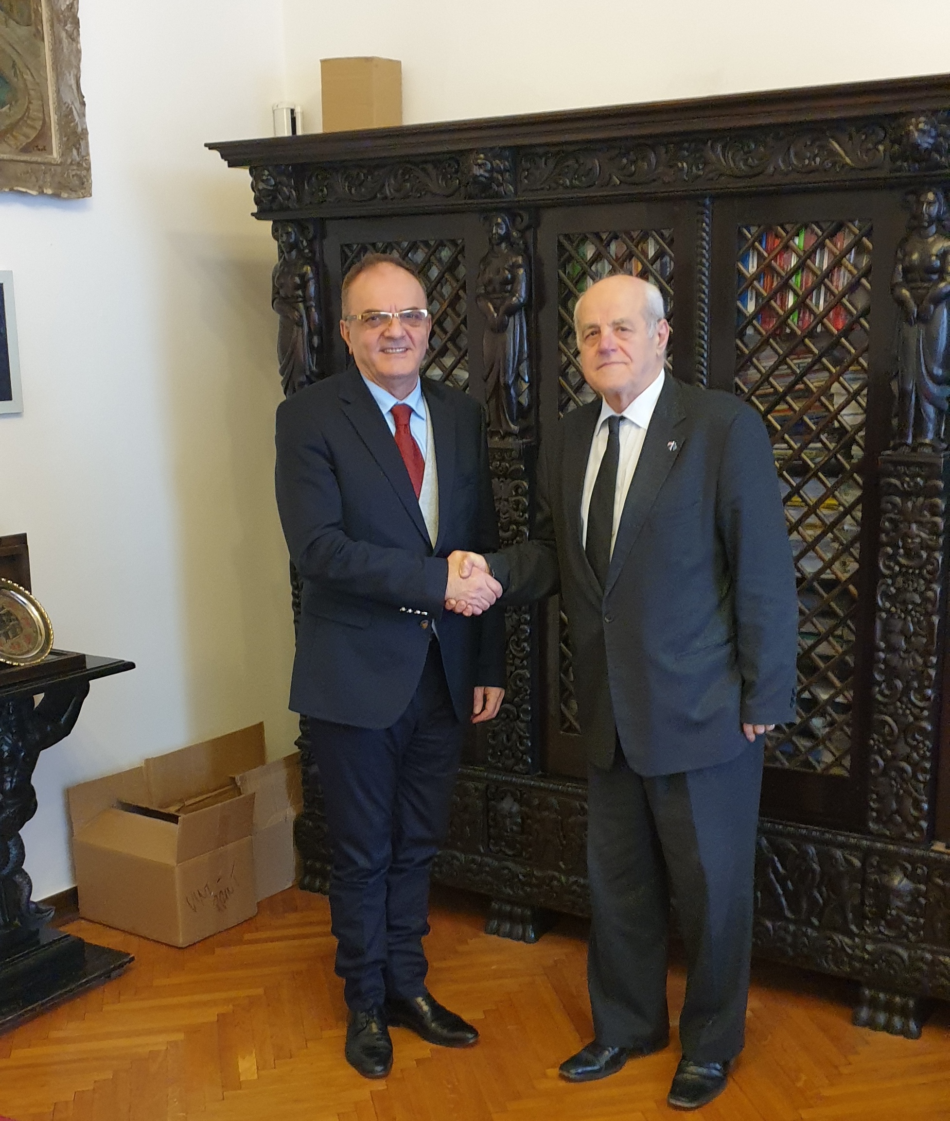 *SUSRET PREDSJEDNIKA SAVJETA ZA NACIONALNE MANJINE S VELEPOSLANIKOM REPUBLIKE KOSOVO